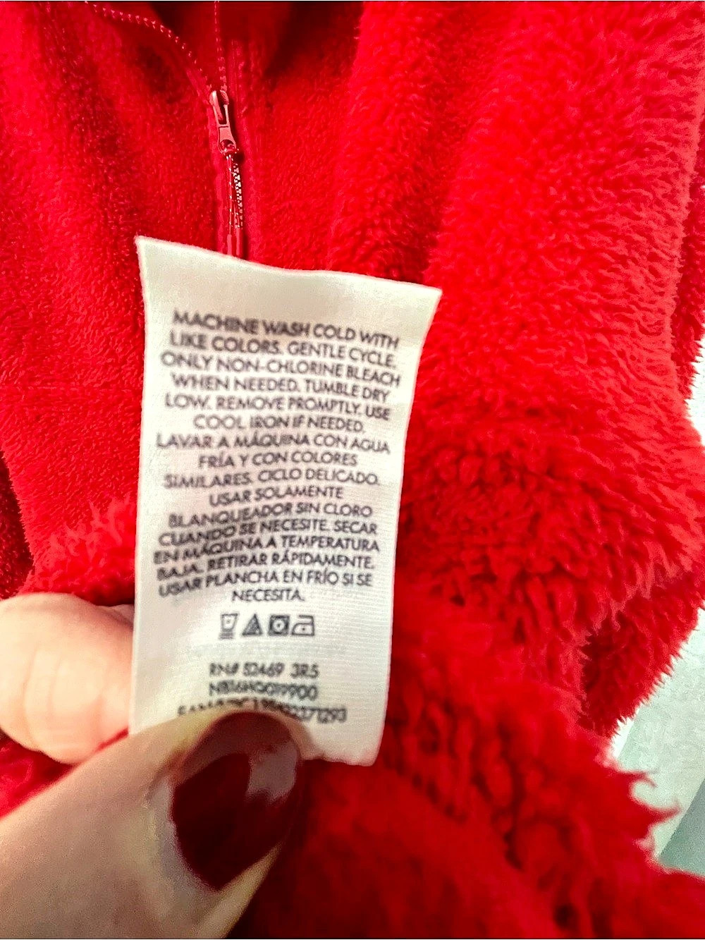 No Boundaries Red Fleece Pullover Women’s  XL (16-18) Like New - Picture 5 of 5